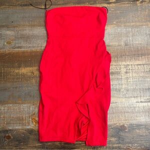 Lulu’s red strapless bodycon midi dress